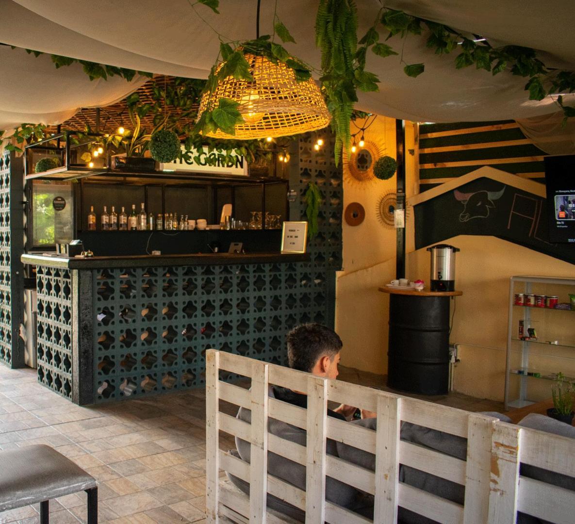 Oasis Hostal